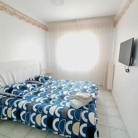 Family Apartment *